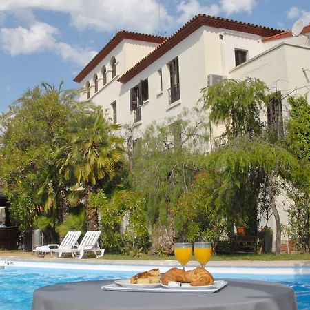 Hotel El Castell Sant Boi de Llobregat Exterior foto