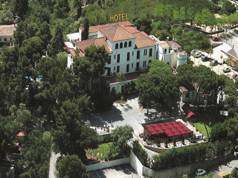 Hotel El Castell Sant Boi de Llobregat Exterior foto